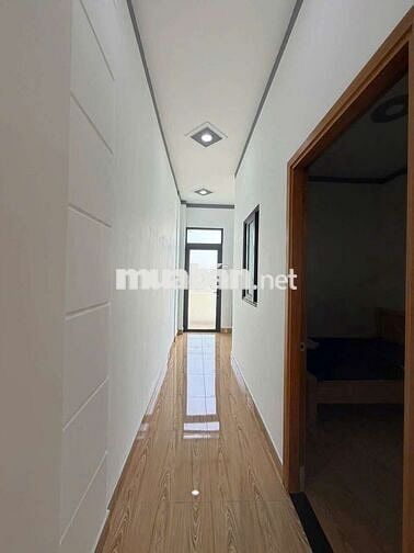 Nhà phố Hoàn Công gần chợ Dĩ An, tp Hồ Chí Minh