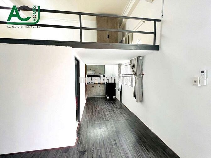 Khu sân bay 2PN (1PN riêng + 1PN gác lửng) đầy đủ tiện nghi có balcony