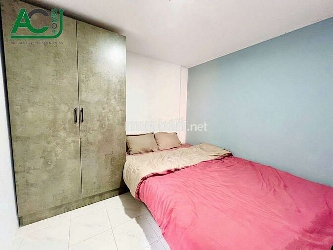 Khu sân bay 2PN (1PN riêng + 1PN gác lửng) đầy đủ tiện nghi có balcony