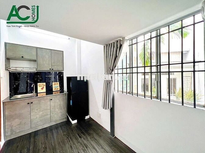 Khu sân bay 2PN (1PN riêng + 1PN gác lửng) đầy đủ tiện nghi có balcony