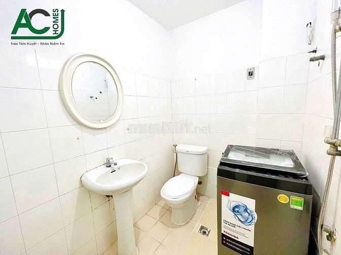 Khu sân bay 2PN (1PN riêng + 1PN gác lửng) đầy đủ tiện nghi có balcony