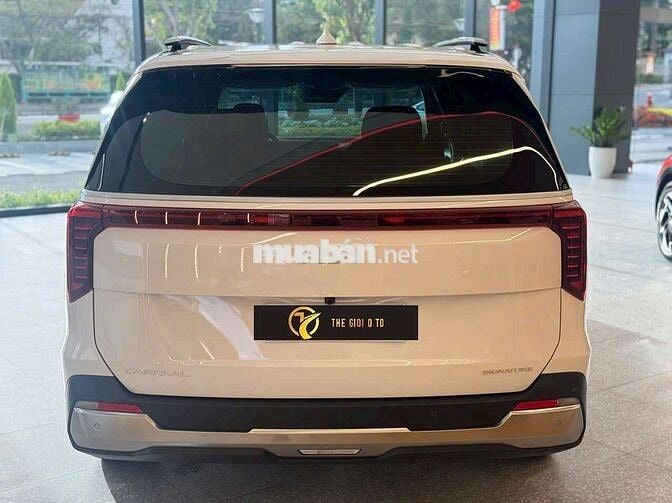 KIA CARNIVAL SIGNATURE VIN 2025 CHƯA LĂN BÁNH