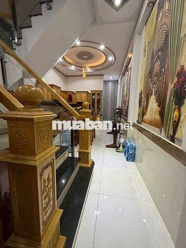 Nhà phố Hoàn Công gần chợ Dĩ An, tp Hồ Chí Minh