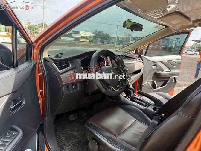 Xe Mitsubishi Xpander Cross 1.5 AT 2020