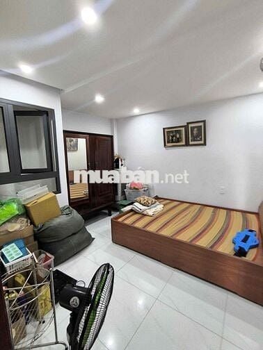 SIÊU RẺ - VĂN PHÒNG BÀU CÁT - 4 x 17 - TRỆT LỬNG LẦU THANG MÁY