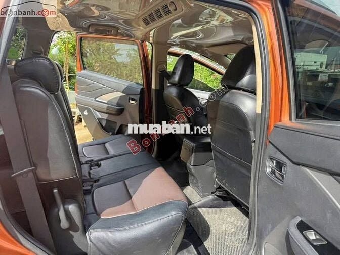 Xe Mitsubishi Xpander Cross 1.5 AT 2020