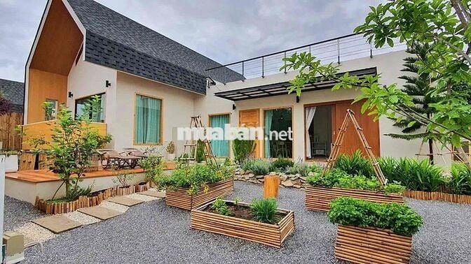 300m2 NGỘP CẦN BÁN GẤP TẠI TRUNG TÂM PHƯỜNG
