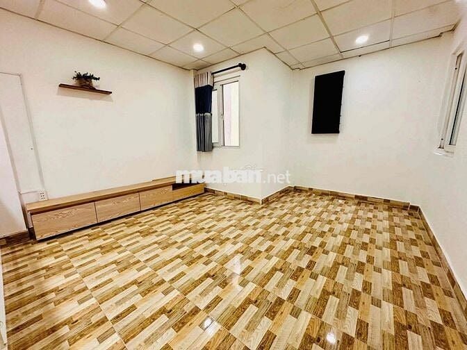 Cho Thuê Nhà Sân Vườn Ở Nguyễn Thiện Thuật, Quận Bình Thạnh