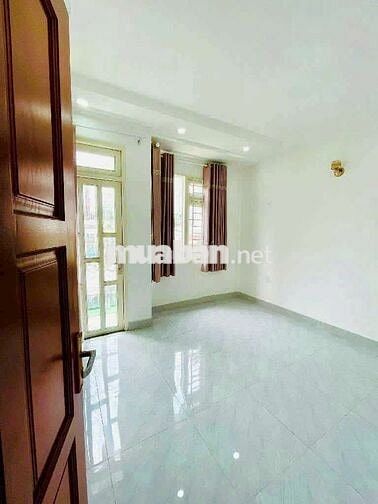 NHÀ 4 TẦNG - HOÀN CÔNG - P1 - QUẬN 5 - HXH - SÁT MẶT TIỀN - NHỈNH 8 TỶ