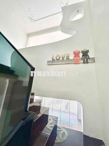 nhà nguyên căn cho thuê mặt tiền Tôn Đức Thắng