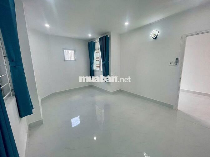 Cho thuê chung cư Thế Kỷ 21 , tầng cao view Landmark81