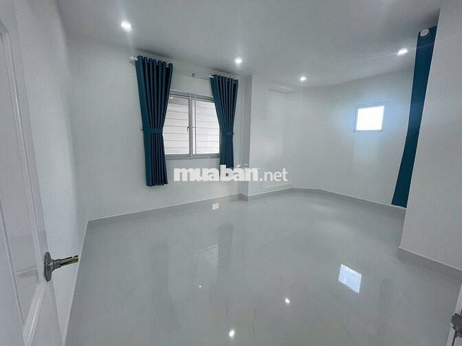 Cho thuê chung cư Thế Kỷ 21 , tầng cao view Landmark81