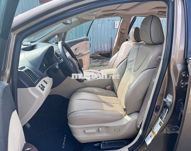 Toyota Venza 2009 đăng ký 2011