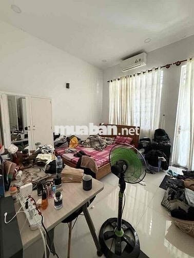 bán nhà Q7- Lê Văn Lương- 60m2- 4tỷ5- 5PN-Tân Hưng