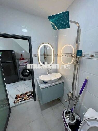 Nhà 46m2, 2 tầng, nhỉnh 3 tỷ, đường chuyên dùng 9, Phú Thuận, Quận 7.