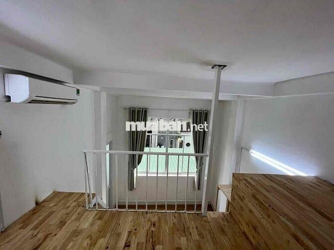 CHO THUÊ PHÒNG GÁC CÓ CỬA SỔ LỚN ĐI BỘ QUA ĐẠI HỌC KINH TẾ CHỈ 5 PHÚT