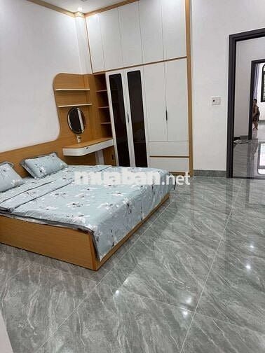 Bán căn nhà 1 trệt 2 lầu mới hoàn thiện gần vòng xoay An phú thuận an