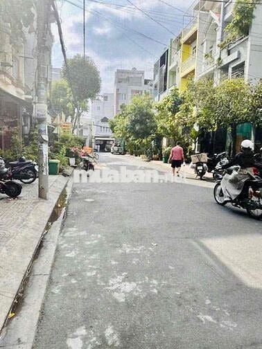Cho Thuê nhà rẻ nhất khu vực Huỳnh Thiện Lộc : 4 x 20 đúc 3 lầu sân th