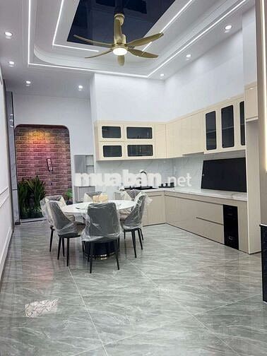 Bán căn nhà 1 trệt 2 lầu mới hoàn thiện gần vòng xoay An phú thuận an