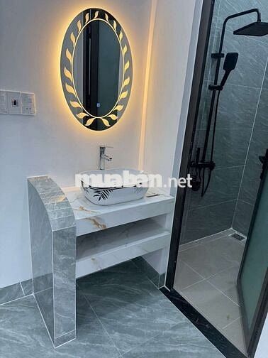 Bán căn nhà 1 trệt 2 lầu mới hoàn thiện gần vòng xoay An phú thuận an