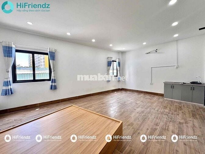 Cho thuê phòng siêu rộng -máy lạnh - Nội thất Cơ bản - võ văn kiệt Q5