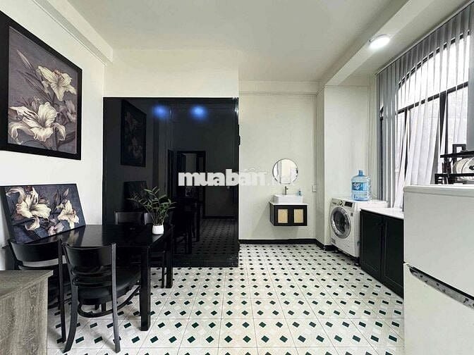 Căn Hộ 1PN Ban Công Lớn 60m2 Mặt Tiền Nguyễn Thiện Thuật Quận 3