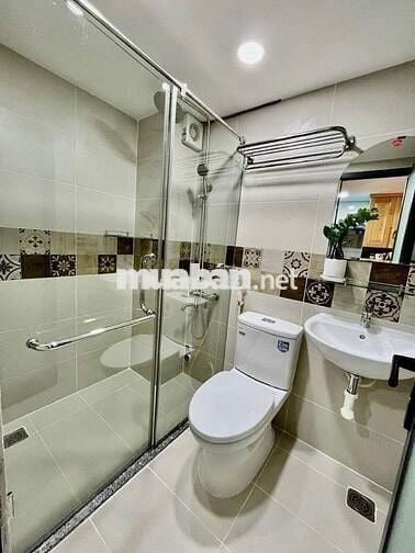 CHO THUÊ CĂN HỘ CAO CẤP – CÁCH MẠNG THÁNG 8, QUẬN 10, GẦN QUẬN 3
