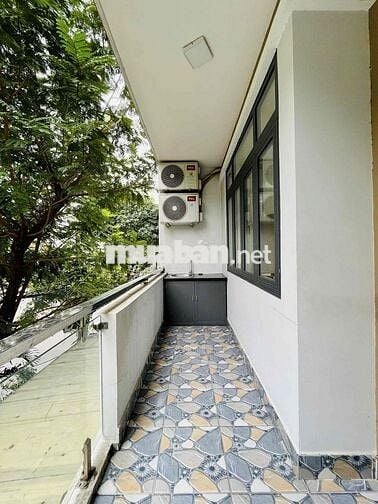 Phòng 30m2 CỬA SỔ TRỜI có BAN CÔNG