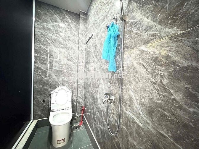 Căn Hộ 1PN Ban Công Lớn 60m2 Mặt Tiền Nguyễn Thiện Thuật Quận 3