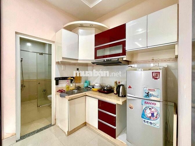 Chính Chủ Cho Thuê Căn Hộ ( 60m2 ) Quận 3 Hai Phòng Ngủ Ban Công
