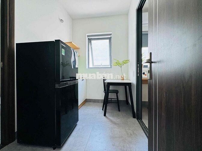 ⚜️1PN Vách Ngăn Kính Tách Bếp Full Nội Thất Có Thang Máy Gần Ngã Tư HX