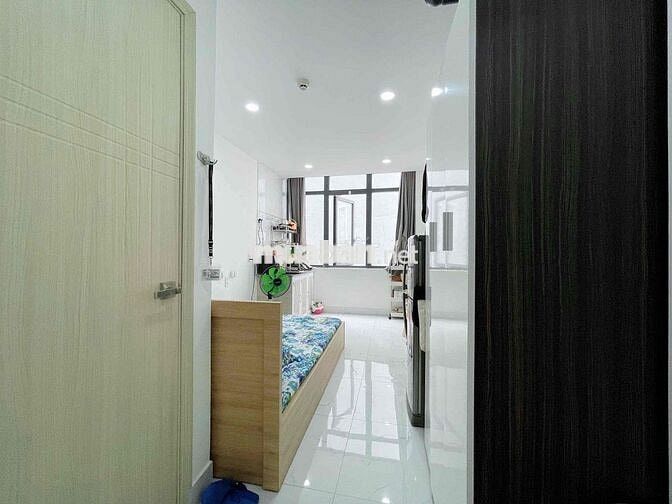 STUDIO CỬA SỔ THANG MÁY - THÍCH QUẢNG ĐỨC - PHAN XÍCH LONG - PHÚ NHUẬN