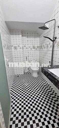 10.95 TỶ LÊ VĂN QUỚI - 5 TẦNG XÂY DỰNG ĐẸP