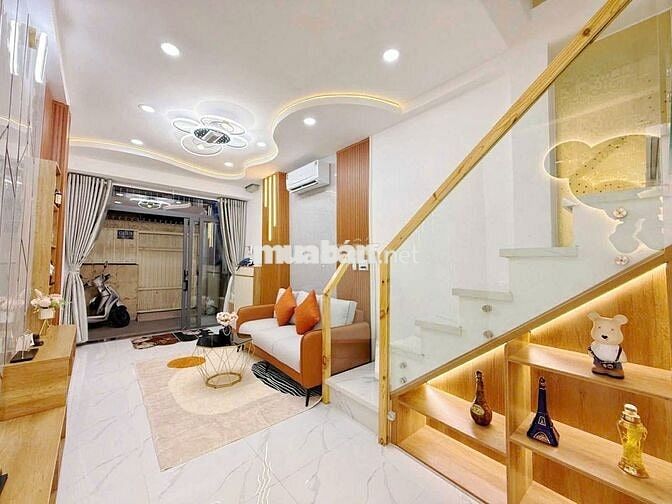 Nhà Phan Xích Long gần bệnh viện Đa Khoa Hoàn Mỹ công viên gia định