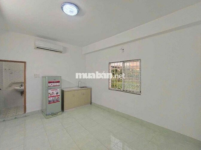 Studio Full Nội Thất - Sẵn Tủ Lạnh - Ngay Bến Xe Miền Tây