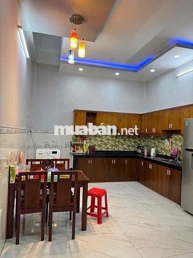 Cho Thuê Nhà Nguyên Căn DT 4x15 , 3PN ,3WC , Full Nt , Đường LĐC.