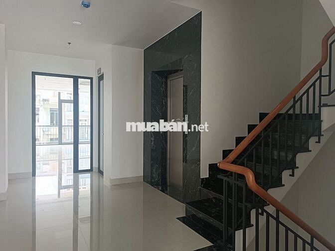 NGUYÊN CĂN ĐƯỜNG TÂN QUÝ DT 7X25M TRỆT 4 LẦU CÓ THANG MÁY