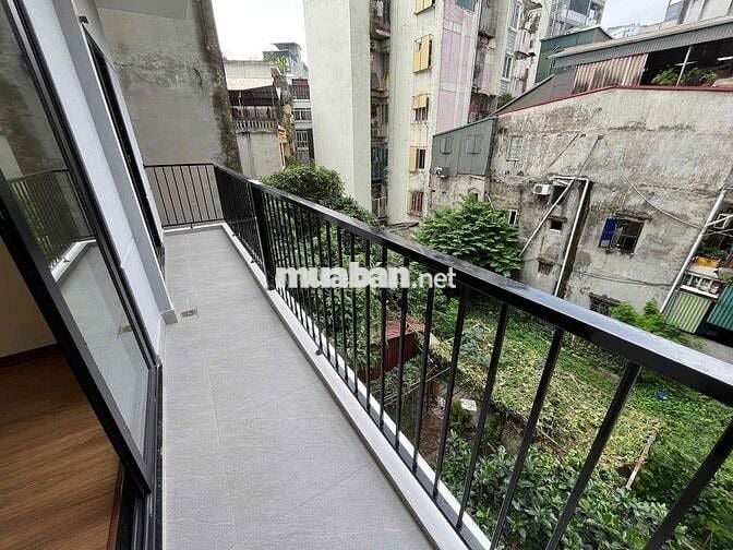 NGUYỄN ĐÌNH HOÀN-CẦU GIẤY-32m-5 TẦNG-MT 4M-8,4 TỶ.