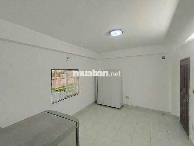 Studio Full Nội Thất - Sẵn Tủ Lạnh - Ngay Bến Xe Miền Tây