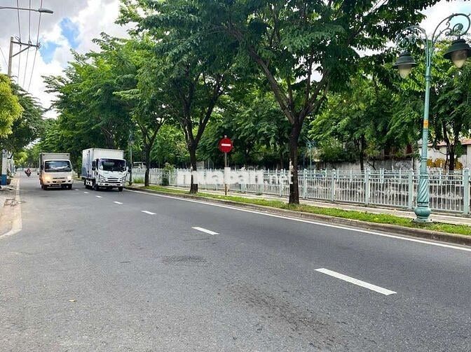 Bán nhà MTKD số nhà cực đẹp (123) [4mx15m] Kênh tân hóa -TTH -TPhu ❤️