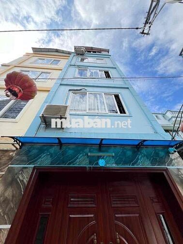 OTO VÀO NHÀ QUAY ĐẦU - PHỐ LẠC LONG QUÂN - THANG MÁY - 52M