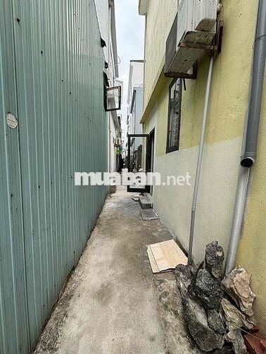 CHO THUÊ NHÀ RIÊNG BIỆT MẶT TIỀN 8M ĐƯỜNG 5m5 ( đối diện trường học )