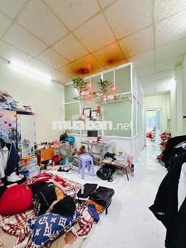 CÁCH CẦU KÊNH TẺ 500m - NHÀ 2 TẦNG VỚI CHIỀU NGANG 5m5 - KHU DCHH