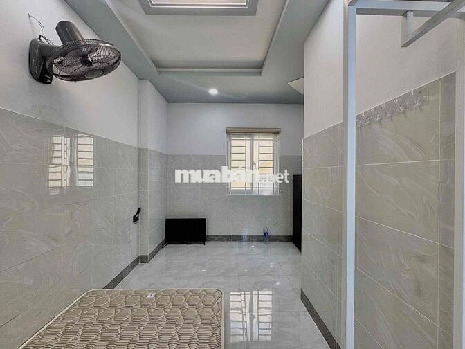 Trống Sẵn 1PN Tách Bếp Cửa Sổ  Máy Giặt Riêng Ngay Nhà Hát Hoà Bình