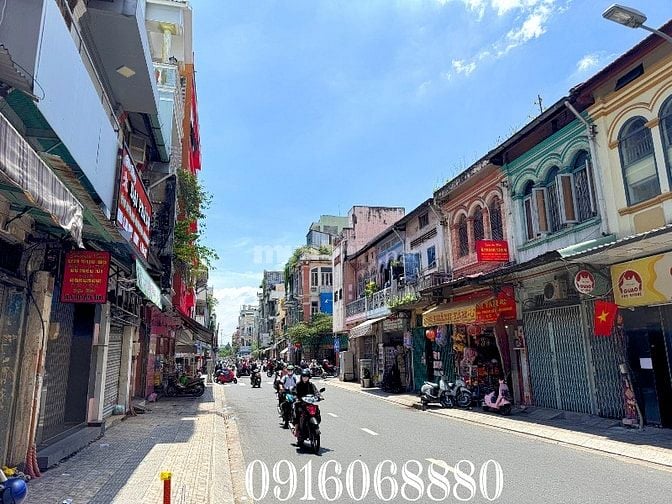 BÁN NHÀ MẶT TIỀN : 115 TRIỆU QUANG PHỤC - P. 11 - Q. 5 - TPHCM