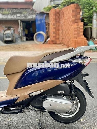 Lead xe đẹp đưa 11tr nhận xe