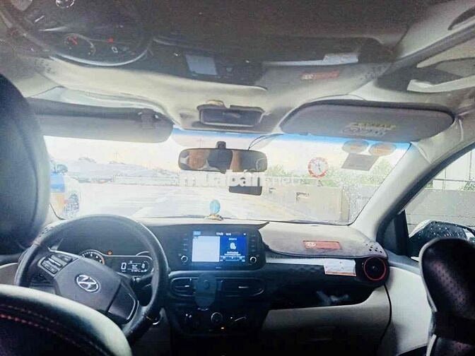 Hyundai Grand i10 2022 1.2 Sedan AT - 15600 km