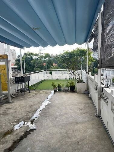 Cho thuê nhà MT dt 4,2x18m, Lê Thánh Tôn, Bến Nghé, Q1, 153 triệu
