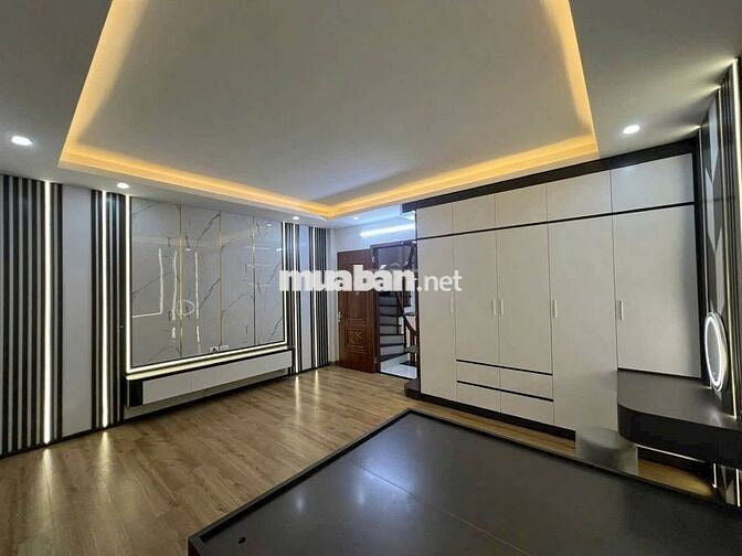 NHÀ MỚI ĐẸP - MẶT TIỀN THOÁNG  - DIỆN TÍCH RỘNG - Ở SƯỚNG