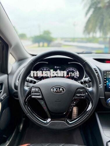 Kia Cerato 2016 1.6 AT - 100000 km